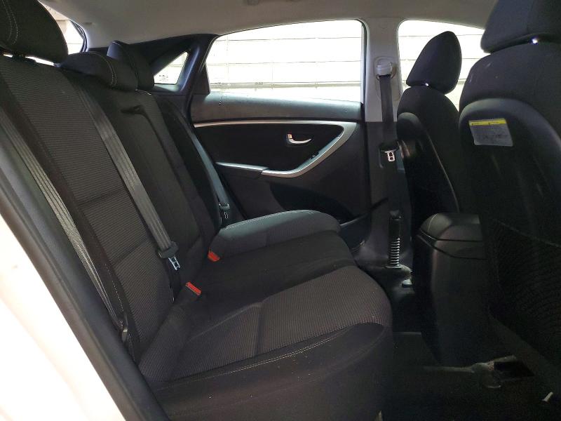 2016 Hyundai Elantra Gt მანქანა იყიდება აუქციონზე, vin: KMHD35LH6GU319277, აუქციონის ნომერი: 62100416