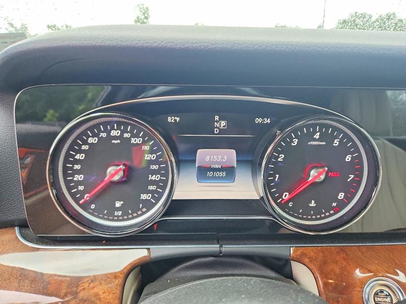 60401556 :رقم المزاد ، WDDZF4KB7HA050157 vin ، 2017 Mercedes-benz E مزاد بيع