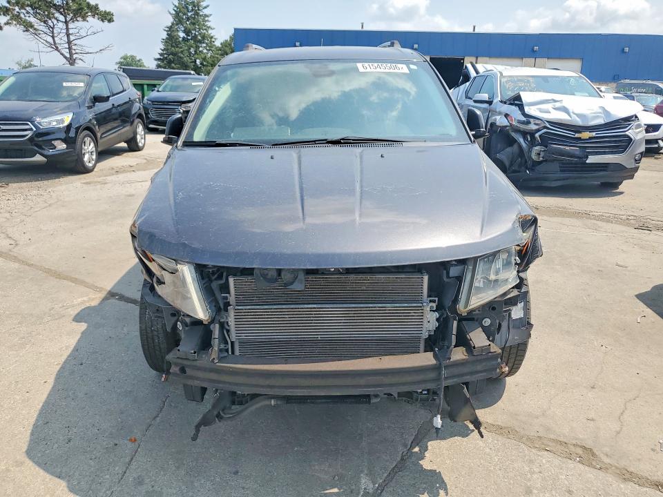 61545506 :رقم المزاد ، 3C4PDDGG9JT386905 vin ، 2018 Dodge Journey مزاد بيع