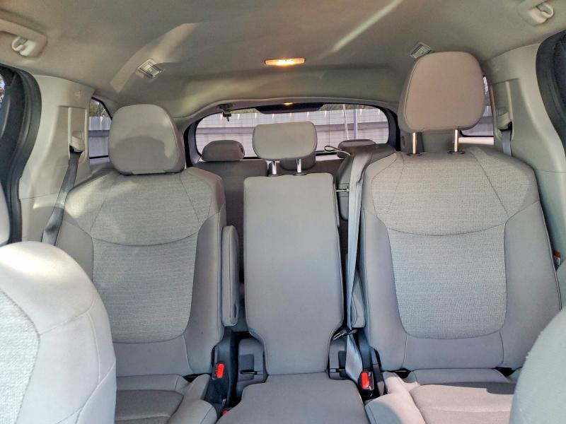 2023 Toyota Sienna მანქანა იყიდება აუქციონზე, vin: 5TDKRKEC2PS174592, აუქციონის ნომერი: 62270936