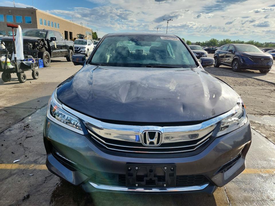 2016 Honda Accord მანქანა იყიდება აუქციონზე, vin: 1HGCR3F97GA029446, აუქციონის ნომერი: 59807956