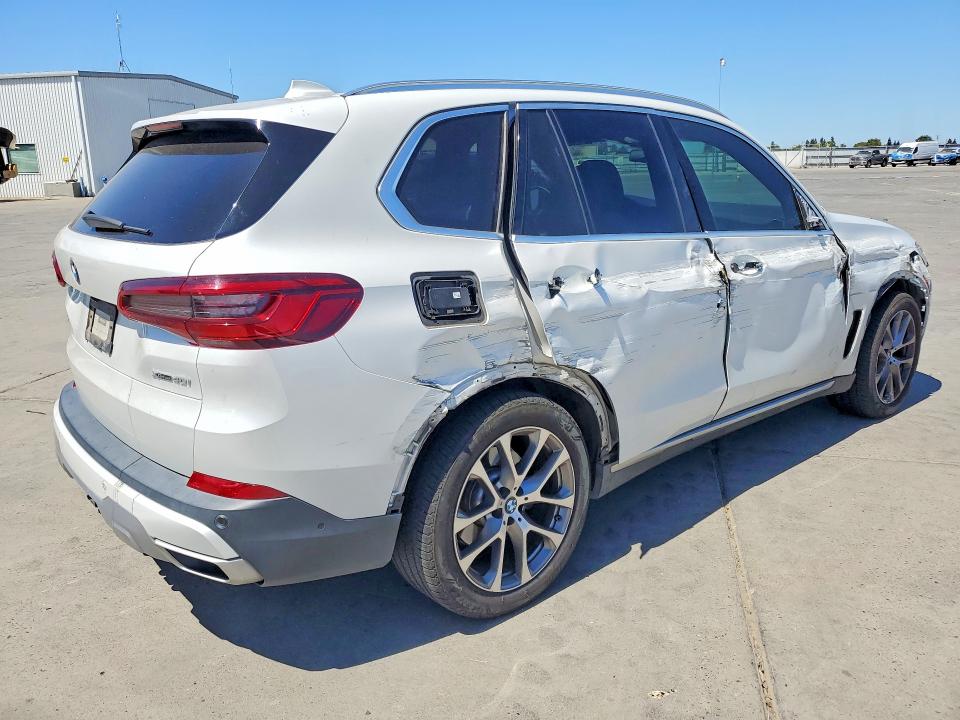 62784546 :رقم المزاد ، 5UXCR6C54KLL13002 vin ، 2019 Bmw X5 مزاد بيع