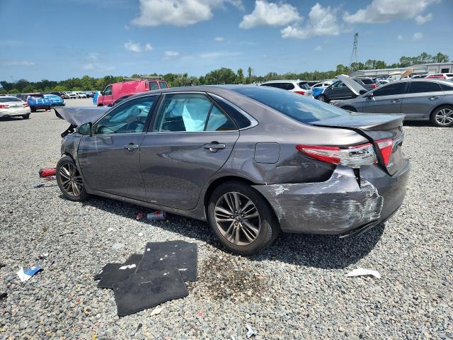 61238326 :رقم المزاد ، 4T1BF1FK4FU985101 vin ، 2015 Toyota Camry مزاد بيع