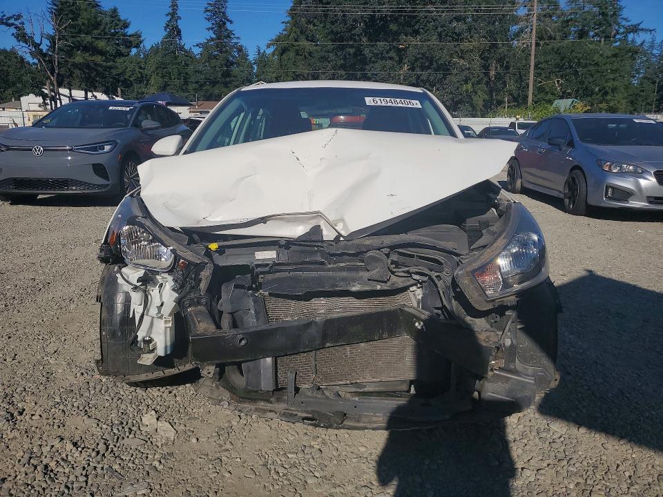 Продажа на аукционе авто 2019 Kia Rio, vin: 3KPA24AB7KE212037, номер лота: 61948406