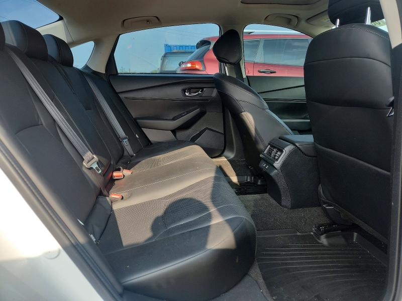 60461586 :رقم المزاد ، 1HGCY2F62PA057755 vin ، 2023 Honda Accord مزاد بيع