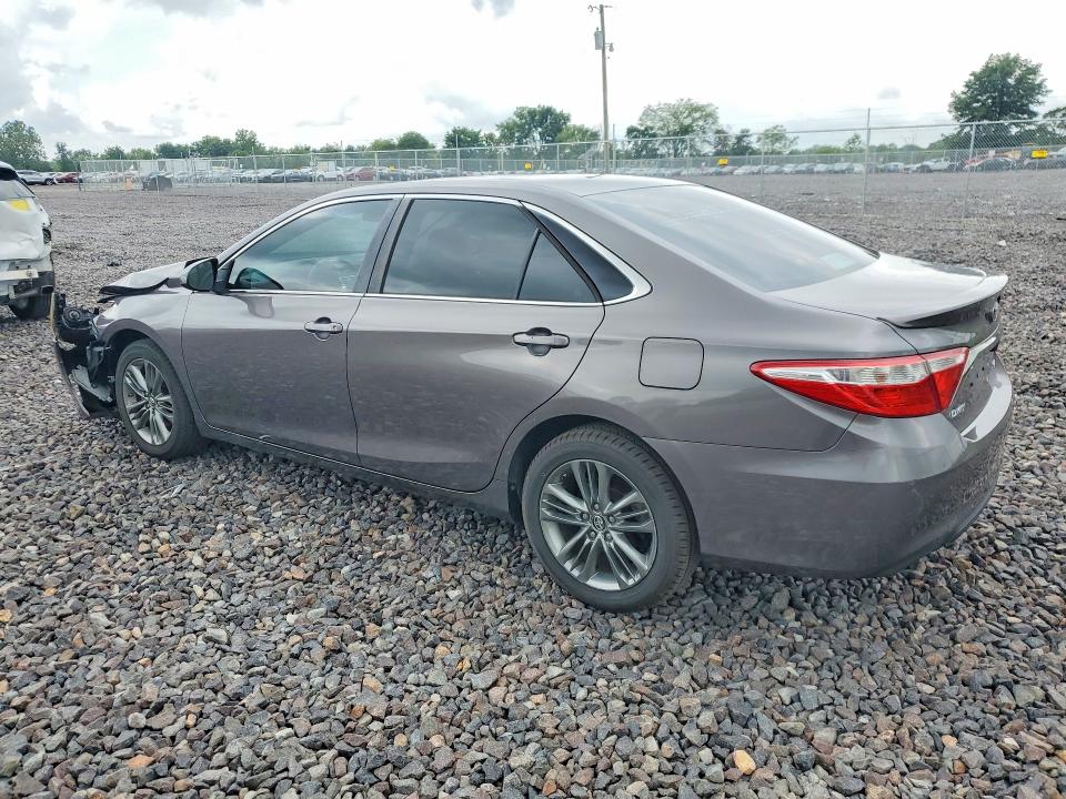59599686 :رقم المزاد ، 4T1BF1FK4HU811953 vin ، 2017 Toyota Camry مزاد بيع