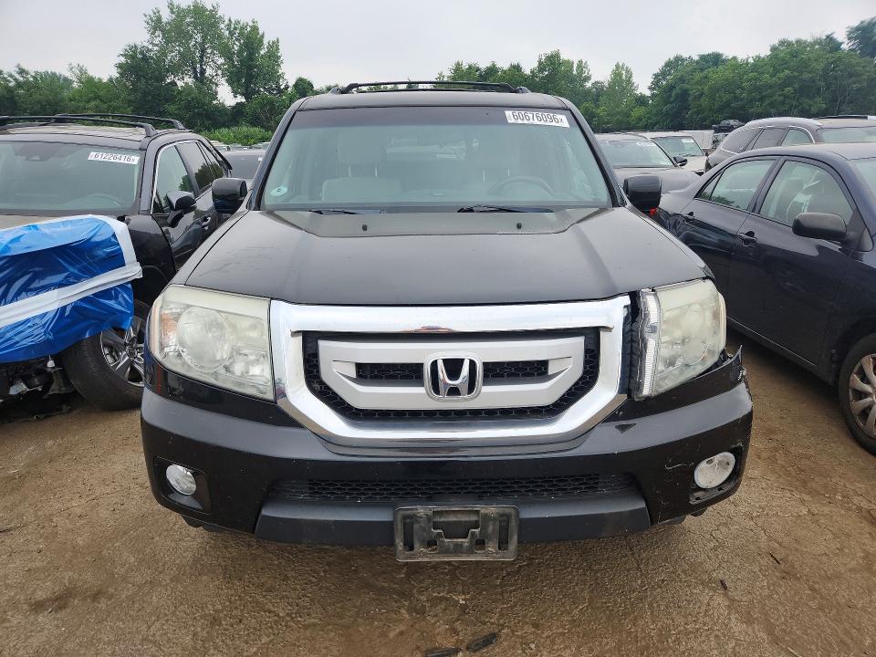 60676096 :رقم المزاد ، 5FNYF4H44BB065549 vin ، 2011 Honda Pilot مزاد بيع
