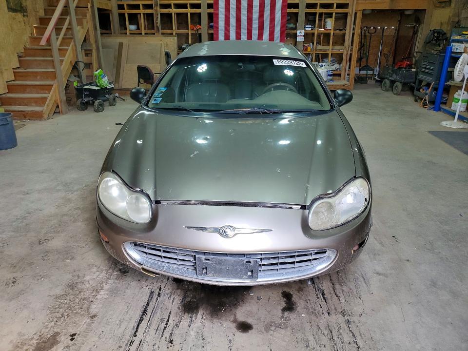 60229126 :رقم المزاد ، 2C3AD46R81H548013 vin ، 2001 Chrysler Concorde مزاد بيع