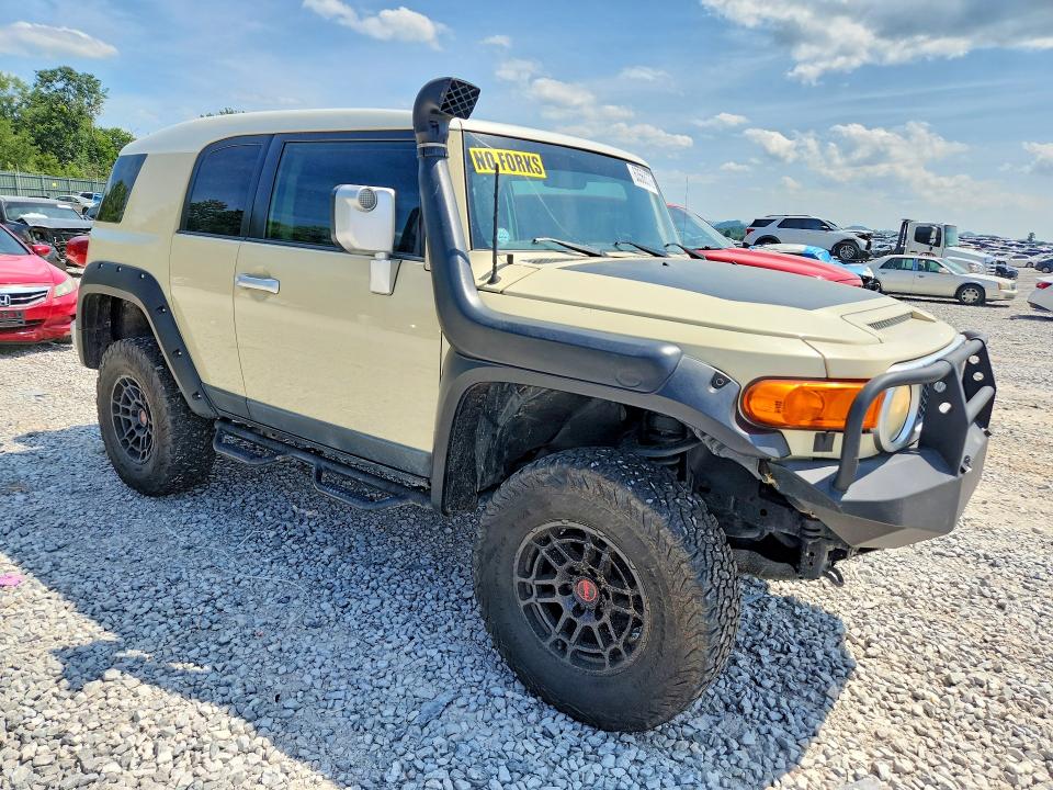 2008 Toyota Fj Cruiser მანქანა იყიდება აუქციონზე, vin: JTEBU11F78K050072, აუქციონის ნომერი: 63568376