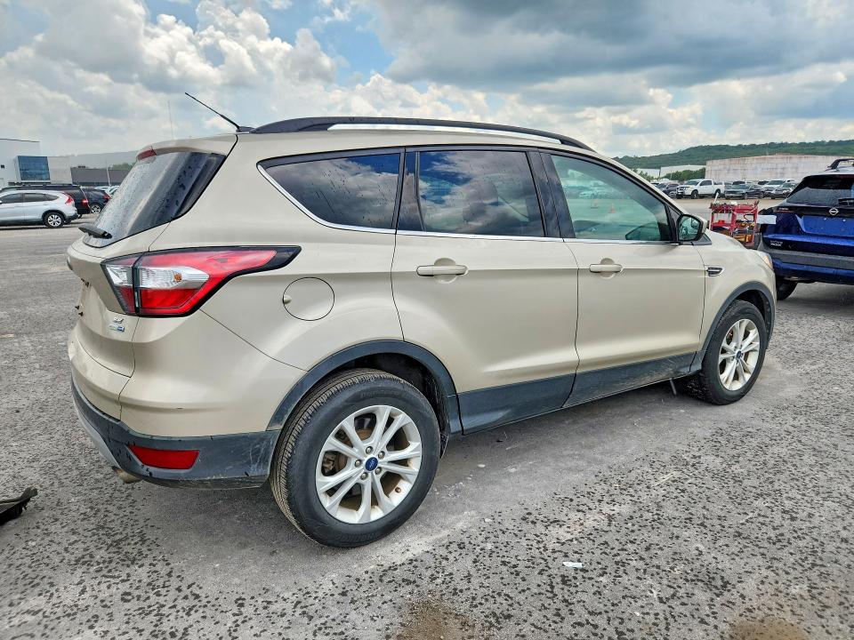 Продаж на аукціоні авто 2018 Ford Escape, vin: 1FMCU9GD5JUC07990, номер лоту: 61146616