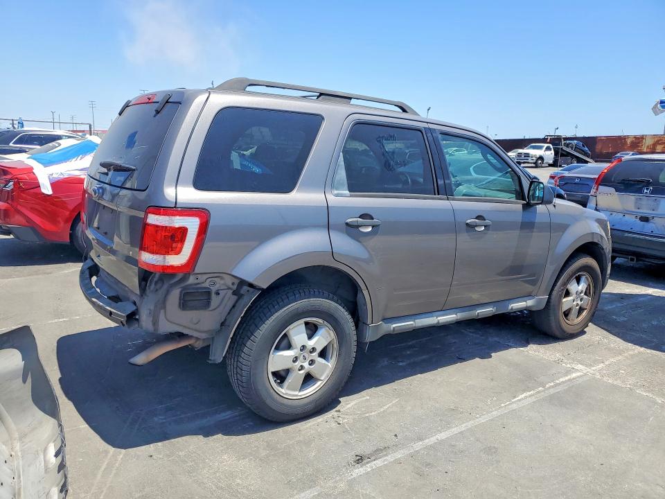 59689296 :رقم المزاد ، 1FMCU0D79CKA38713 vin ، 2012 Ford Escape مزاد بيع
