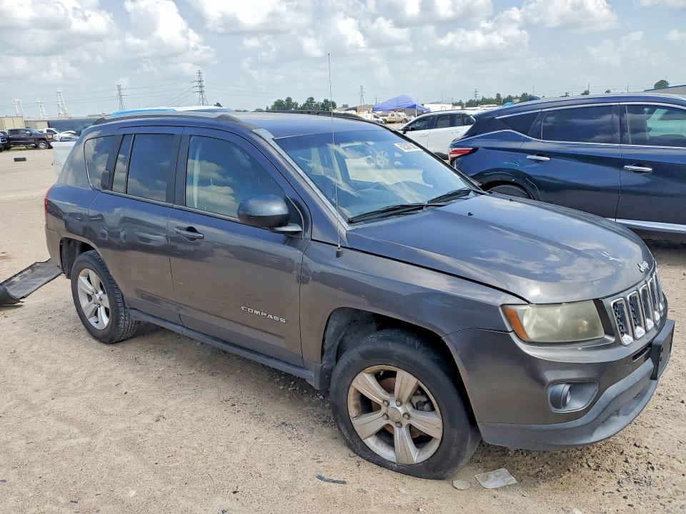 62507536 :رقم المزاد ، 1C4NJCBA8GD546736 vin ، 2016 Jeep Compass مزاد بيع
