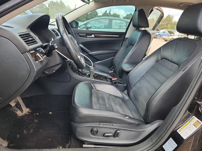 61959666 :رقم المزاد ، 1VWCN7A38EC074043 vin ، 2014 Volkswagen Passat مزاد بيع