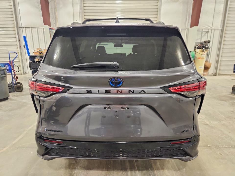 60966526 :رقم المزاد ، 5TDDSKFC6SS187012 vin ، 2025 Toyota Sienna مزاد بيع