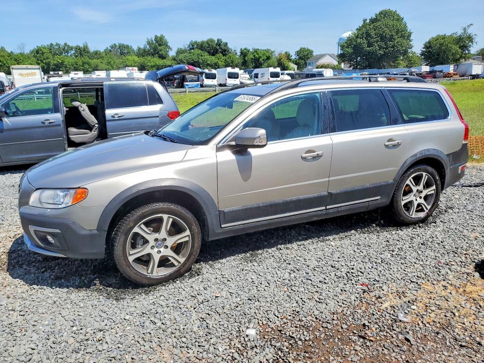 Auction sale of the 2015 Volvo Xc70, vin: YV4902NM6F1218538, lot number: 61624966