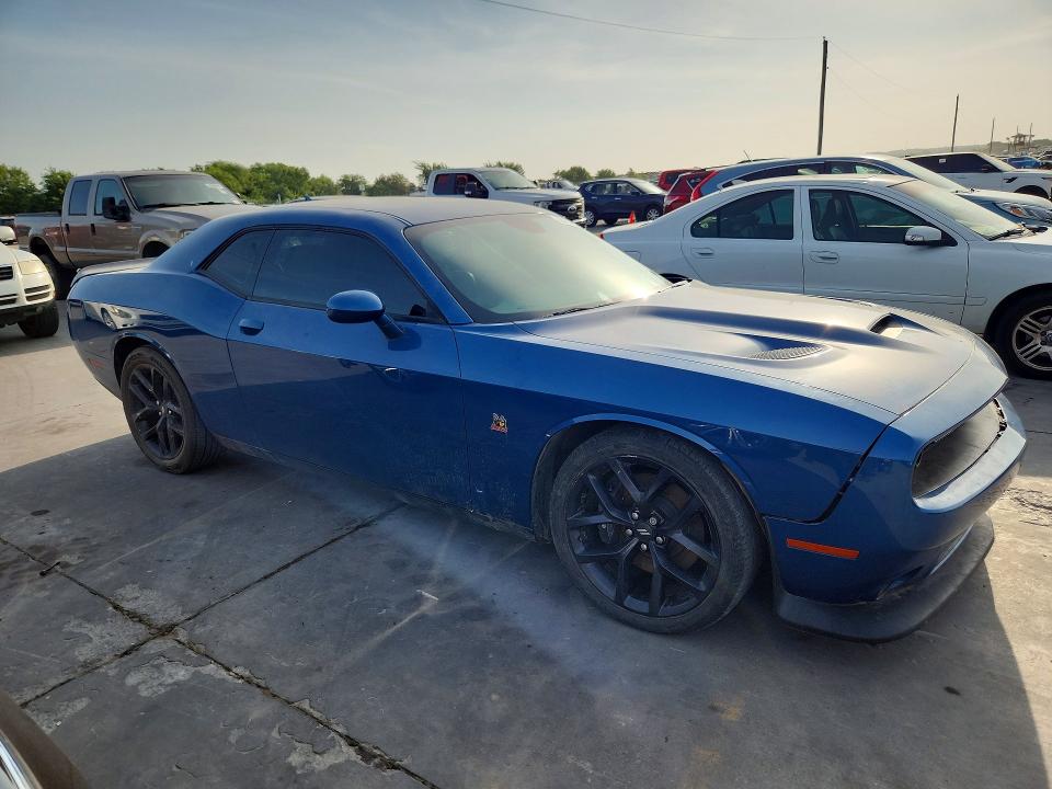 63013746 :رقم المزاد ، 2C3CDZFJ7MH537718 vin ، 2021 Dodge Challenger مزاد بيع