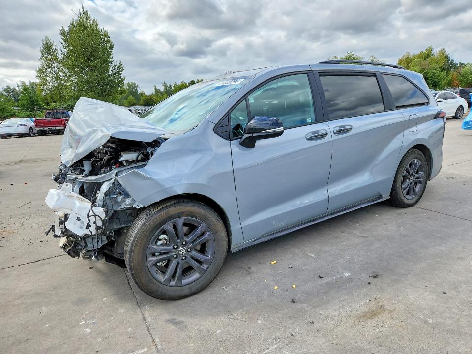Продажа на аукционе авто 2025 Toyota Sienna, vin: 5TDCSKFC0SS168418, номер лота: 61530296