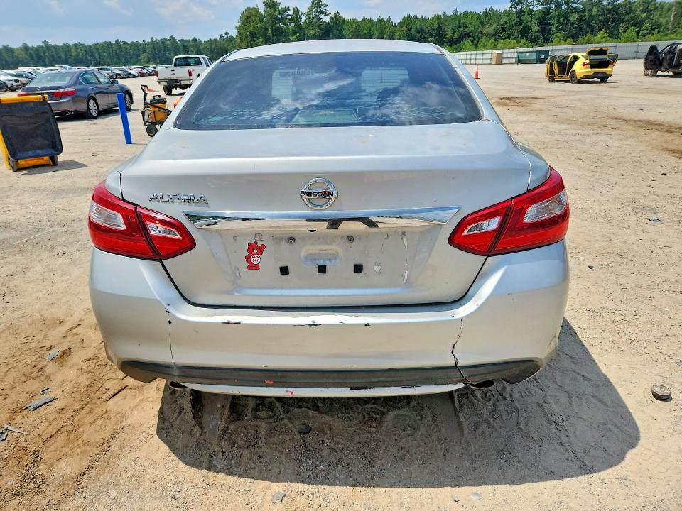 2017 Nissan Altima მანქანა იყიდება აუქციონზე, vin: 1N4AL3APXHC114581, აუქციონის ნომერი: 63505026