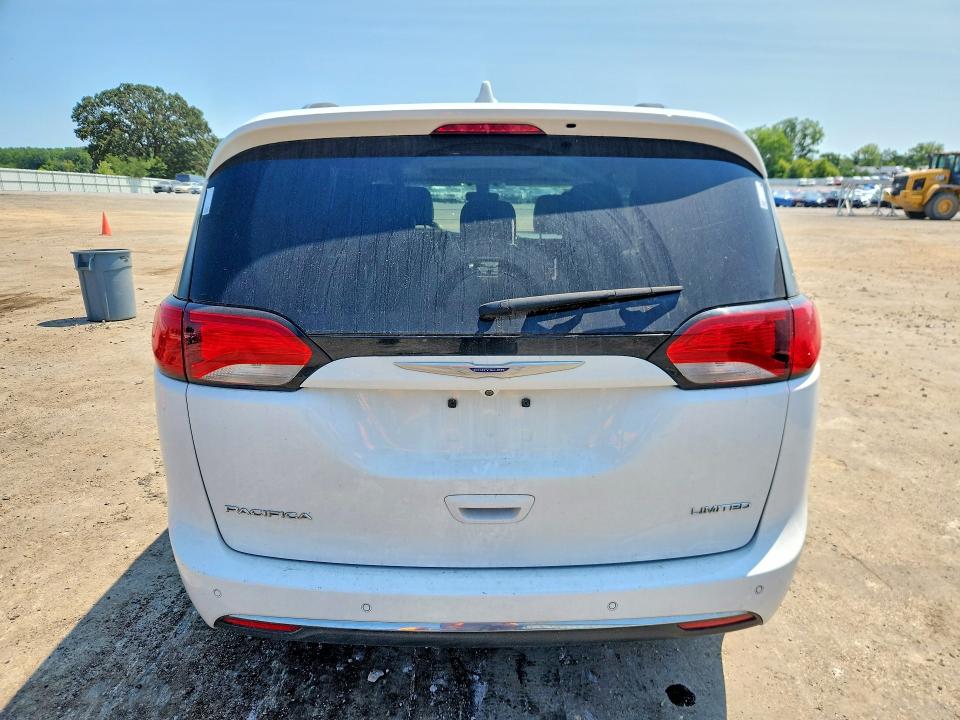 Продажа на аукционе авто 2019 Chrysler Pacifica, vin: 2C4RC1GG2KR627556, номер лота: 63070016