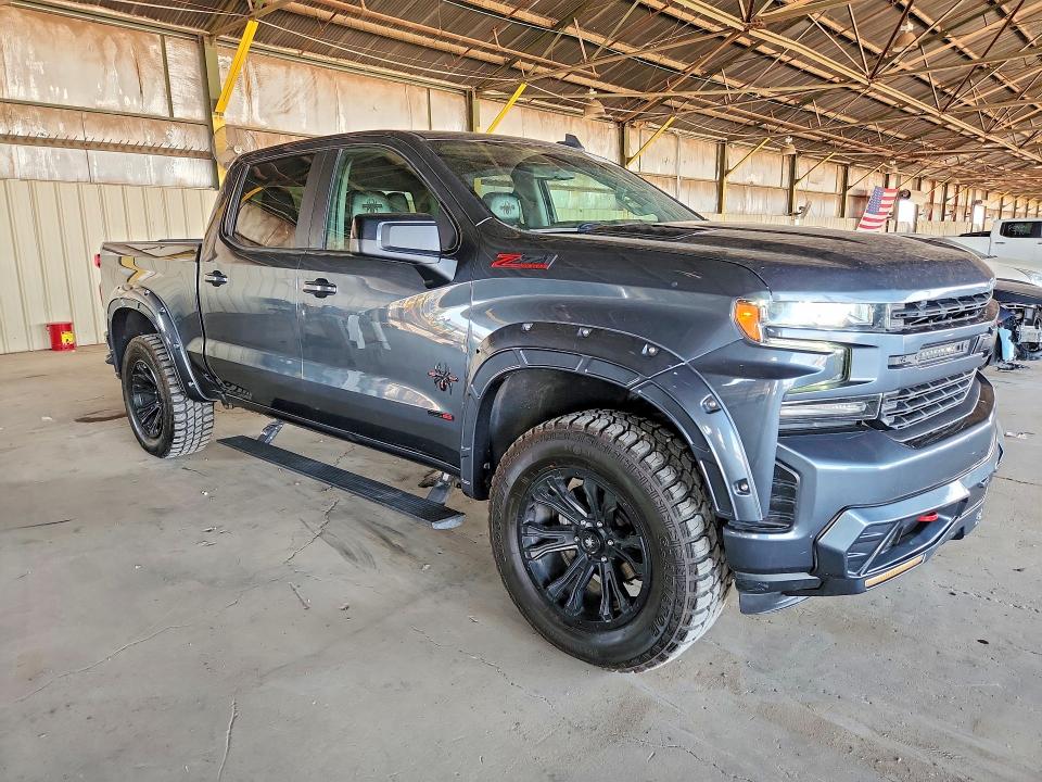 2021 Chevrolet Silverado მანქანა იყიდება აუქციონზე, vin: 1GCUYEET9MZ131620, აუქციონის ნომერი: 61757576