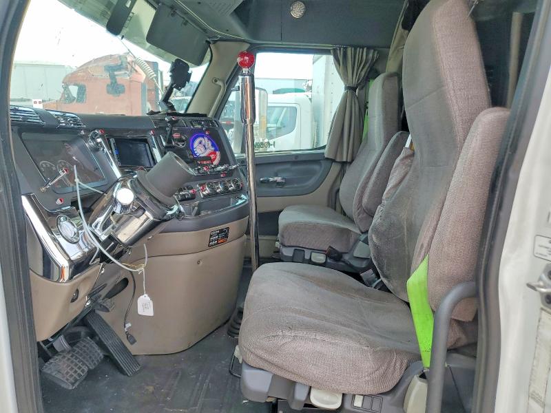Продаж на аукціоні авто 2015 Freightliner Cascadia 125, vin: 1FUJGLBG4FLGD5507, номер лоту: 59993206