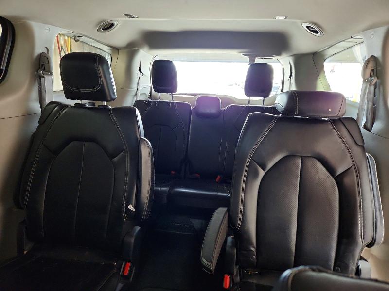 60515496 :رقم المزاد ، 2C4RC1DGXLR286137 vin ، 2020 Chrysler Voyager مزاد بيع
