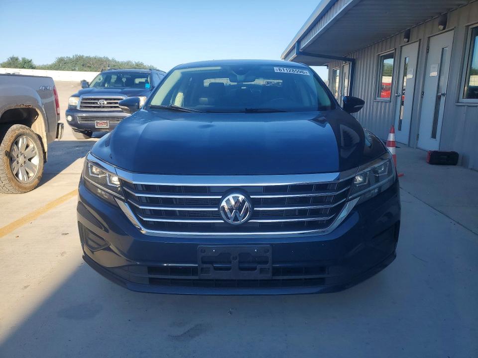 Продаж на аукціоні авто 2020 Volkswagen Passat, vin: 1VWSA7A39LC015247, номер лоту: 61128596