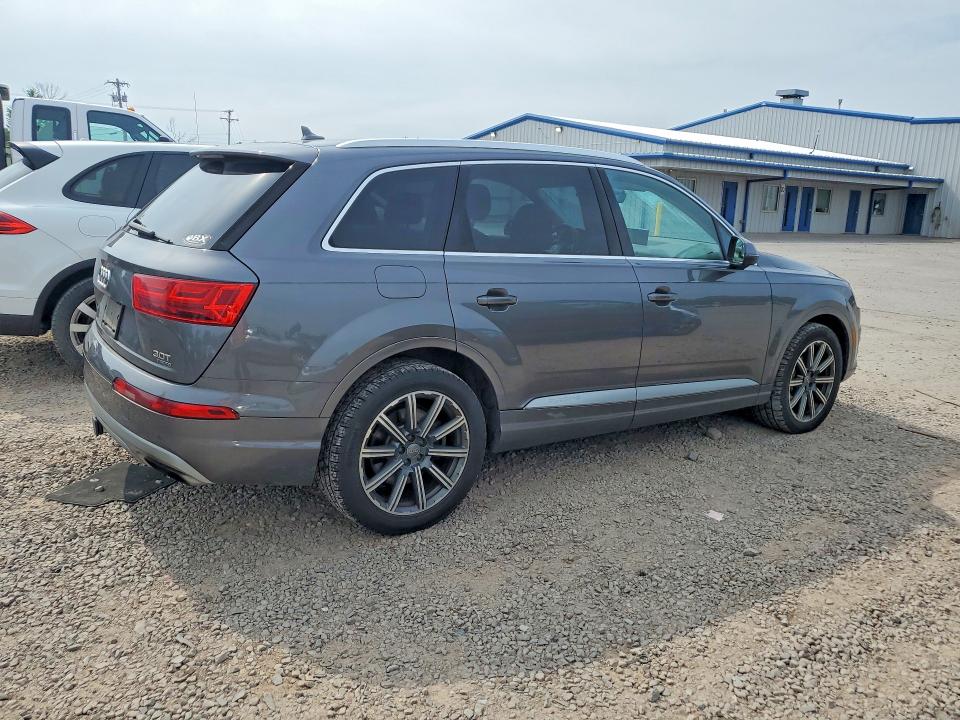 2018 Audi Q7 მანქანა იყიდება აუქციონზე, vin: WA1LAAF78JD051917, აუქციონის ნომერი: 62026726