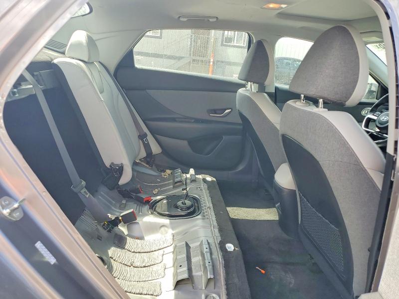 2024 Hyundai Elantra მანქანა იყიდება აუქციონზე, vin: KMHLP4DG2RU795724, აუქციონის ნომერი: 60427136