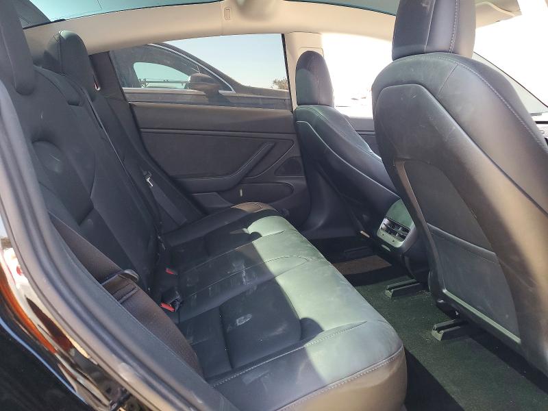 Продажа на аукционе авто 2018 Tesla Model 3, vin: 5YJ3E1EAXJF171802, номер лота: 60259836
