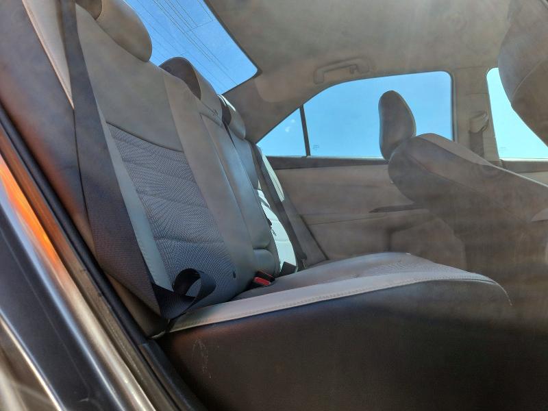 60280846 :رقم المزاد ، 4T1BF1FK3GU217319 vin ، 2016 Toyota Camry مزاد بيع