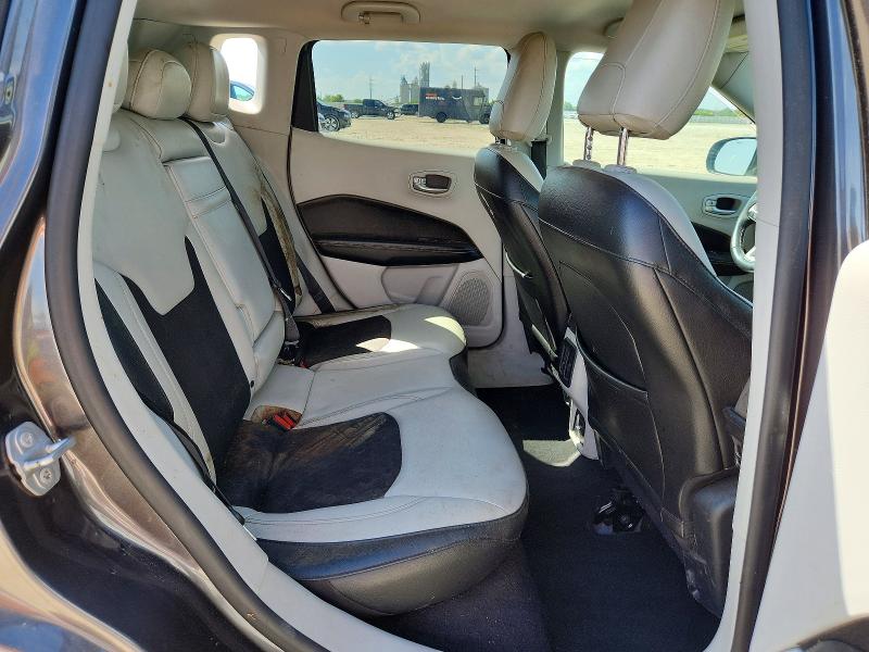 59668216 :رقم المزاد ، 3C4NJDBBXJT315658 vin ، 2018 Jeep Compass مزاد بيع