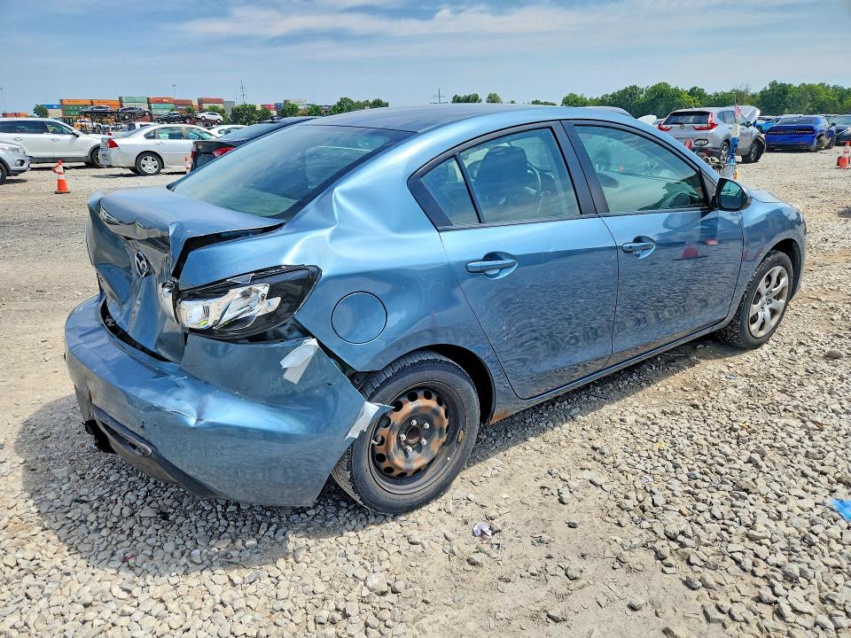Auction sale of the 2011 Mazda 3, vin: JM1BL1UF0B1386727, lot number: 62524596