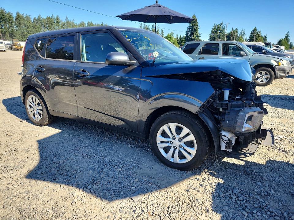 2022 Kia Soul მანქანა იყიდება აუქციონზე, vin: KNDJ23AUXN7823194, აუქციონის ნომერი: 60918656