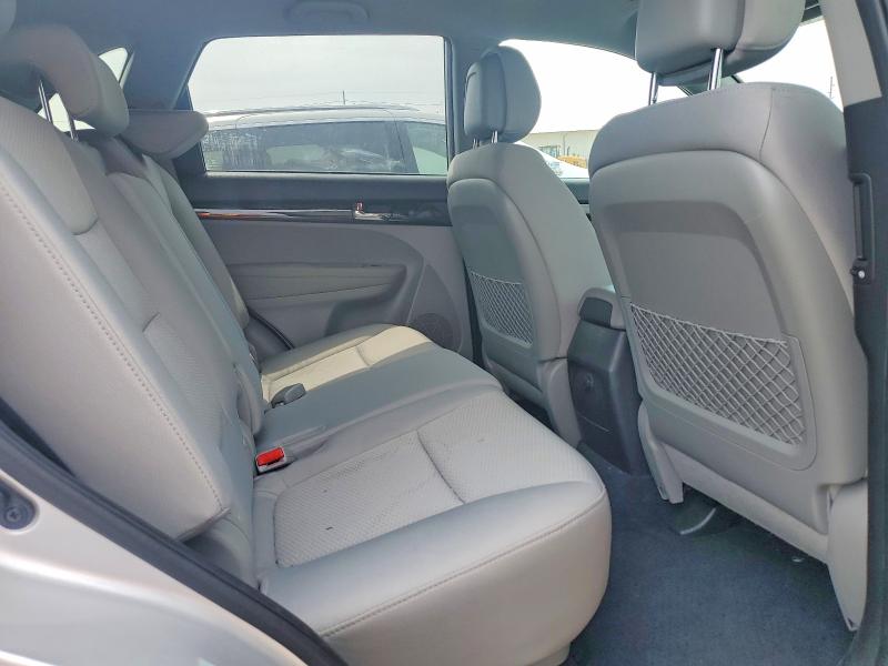 63169416 :رقم المزاد ، 5XYKTCA16BG103753 vin ، 2011 Kia Sorento مزاد بيع