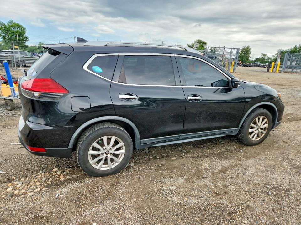 59972886 :رقم المزاد ، KNMAT2MV9HP588576 vin ، 2017 Nissan Rogue مزاد بيع