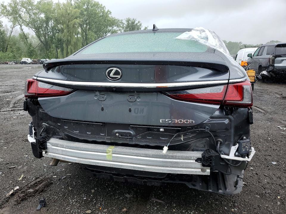 62949936 :رقم المزاد ، 58AFA1C14SU056895 vin ، 2025 Lexus Es 300h مزاد بيع