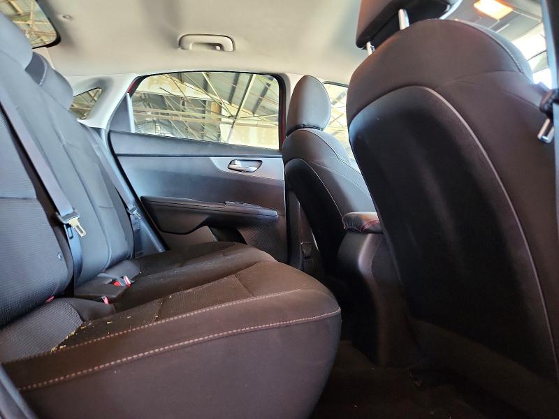 2019 Kia Forte მანქანა იყიდება აუქციონზე, vin: 3KPF24AD7KE043127, აუქციონის ნომერი: 62497746