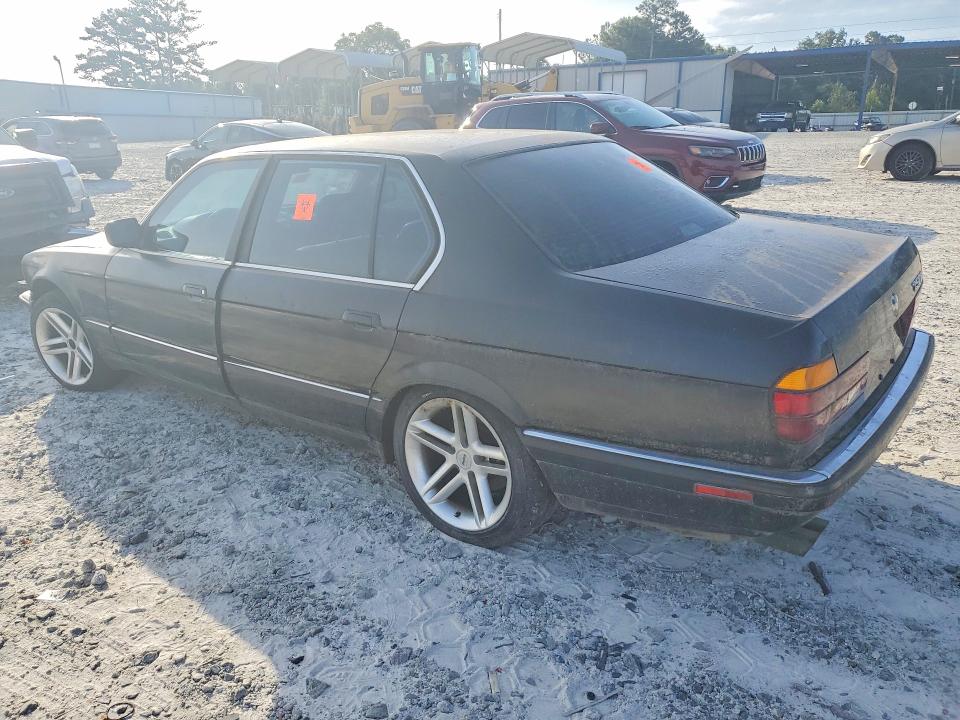61526176 :رقم المزاد ، WBAGC831XJ2767947 vin ، 1988 Bmw 750 مزاد بيع