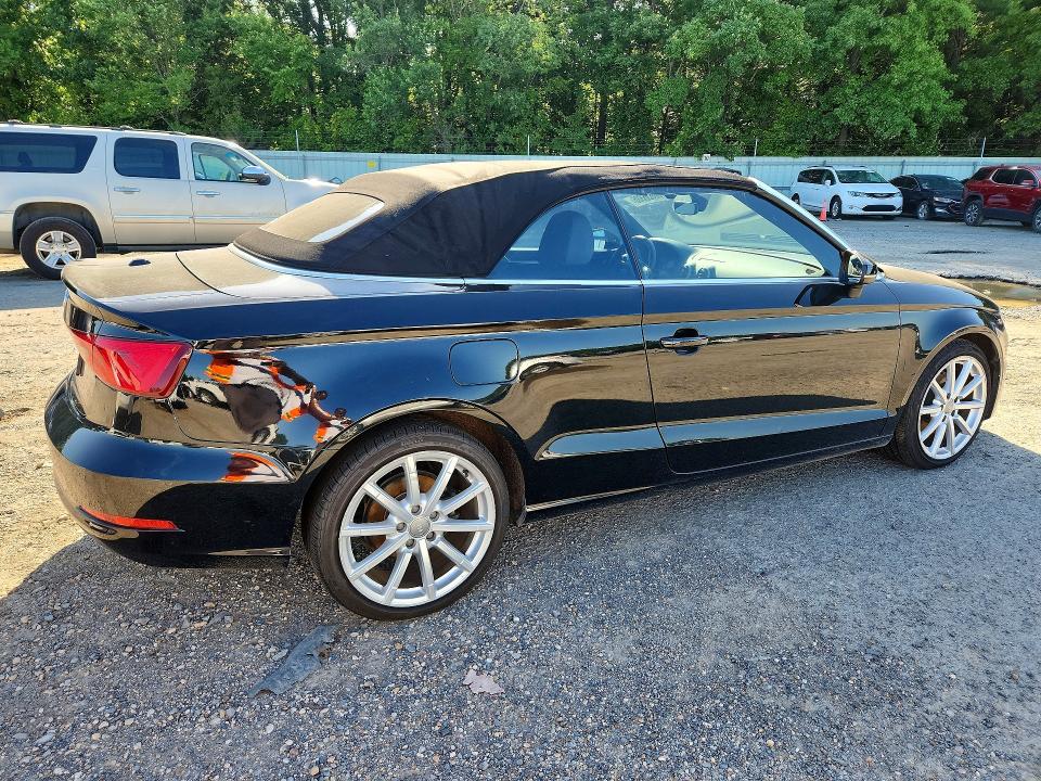 60636886 :رقم المزاد ، WAU67LFF5G1056200 vin ، 2016 Audi A3 مزاد بيع