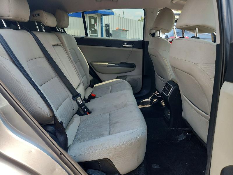 63056456 :رقم المزاد ، KNDPMCAC6L7638889 vin ، 2020 Kia Sportage مزاد بيع