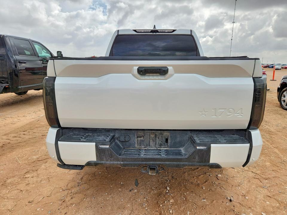 Продаж на аукціоні авто 2025 Toyota Tundra, vin: 5TFMC5DB8SX100634, номер лоту: 60851586