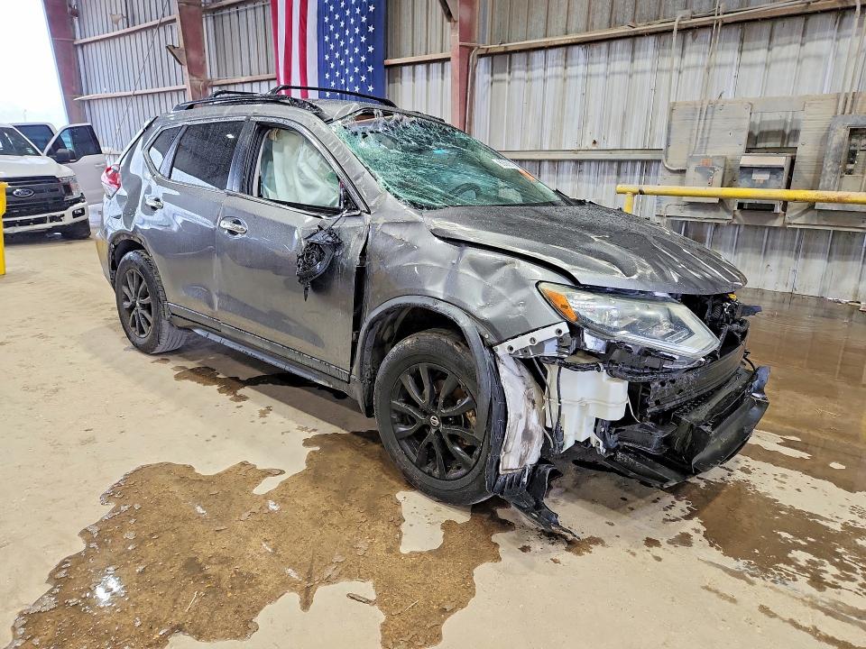 60508786 :رقم المزاد ، 5N1AT2MT3JC731805 vin ، 2018 Nissan Rogue مزاد بيع