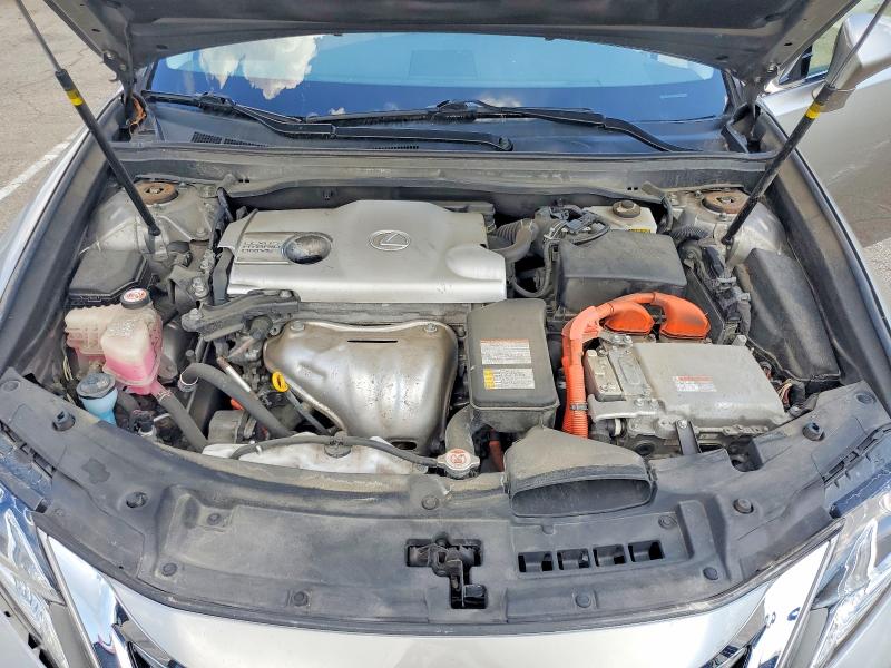 60742946 :رقم المزاد ، JTHBW1GGXJ2181130 vin ، 2018 Lexus Es مزاد بيع