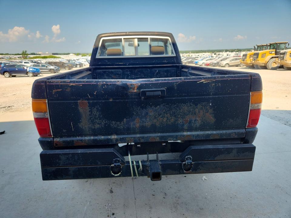 60138046 :رقم المزاد ، JT4RN63BXG0041531 vin ، 1986 Toyota Pickup مزاد بيع