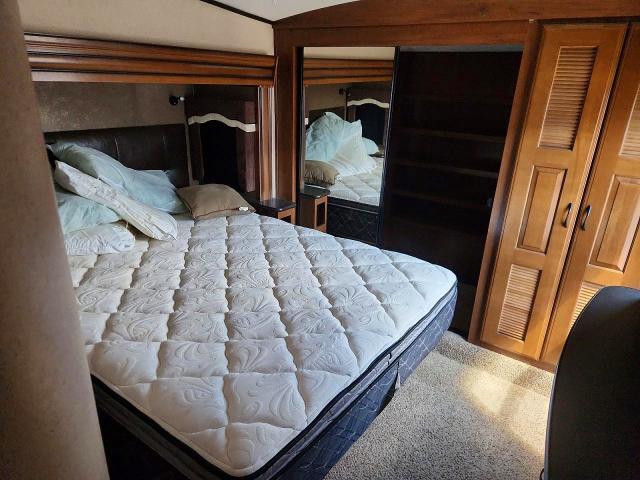 Продажа на аукционе авто 2016 Jayco Northpoint, vin: 1UJCJ0BV9G1LY0138, номер лота: 57421886