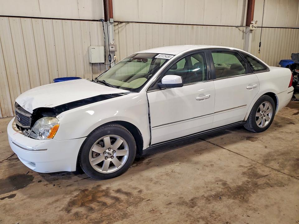 2006 Ford Five Hundred მანქანა იყიდება აუქციონზე, vin: 1FAHP24136G113556, აუქციონის ნომერი: 63125456