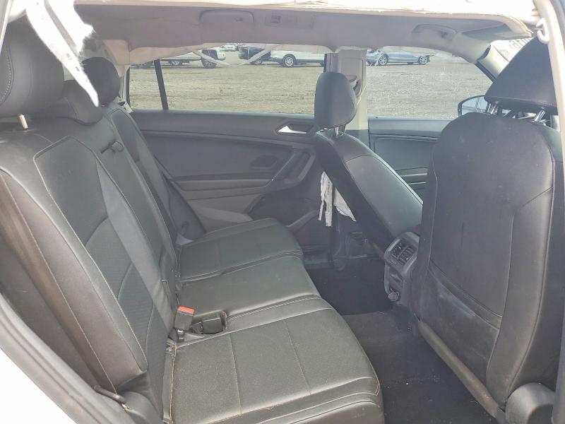 59667016 :رقم المزاد ، 3VV2B7AX5LM141379 vin ، 2020 Volkswagen Tiguan مزاد بيع
