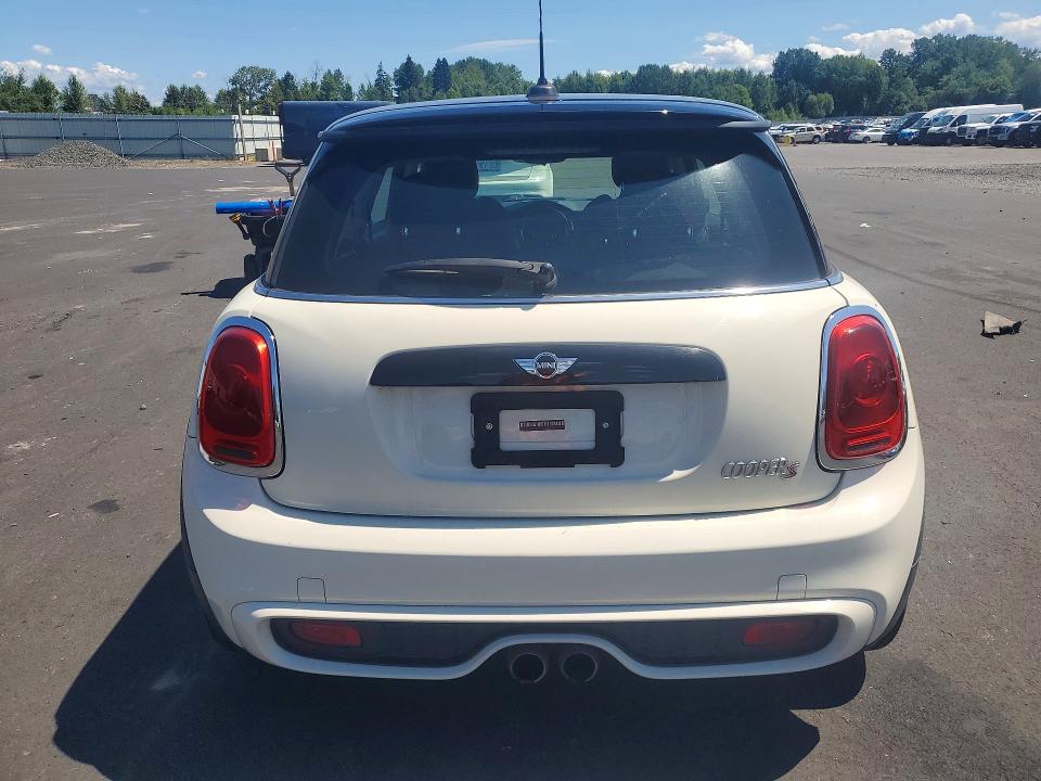 Auction sale of the 2015 Mini Cooper, vin: WMWXP7C51F2A58528, lot number: 62351076