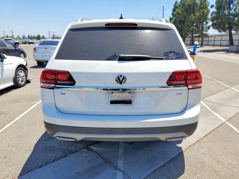 Продажа на аукционе авто 2018 Volkswagen Atlas, vin: 1V2CP2CA2JC592850, номер лота: 59404496